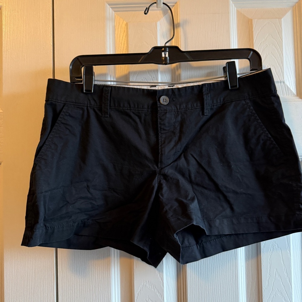 Old Navy Black Shorts Women Size 6 Regular Cotton Stretch Chino 3” Inseam